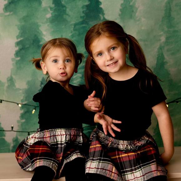 Meet your Posher, Amy - Picture 1 of 1